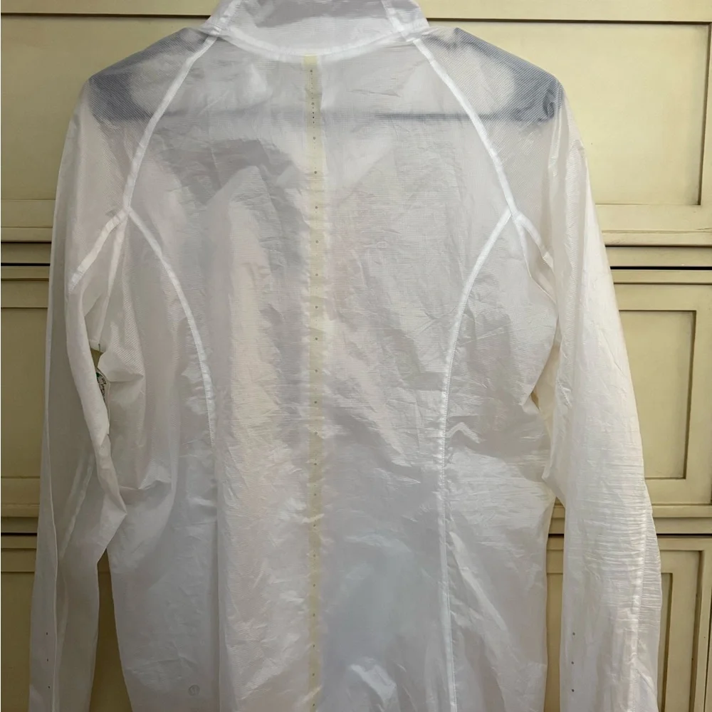 Lululemon Jacket - Picture 3 of 4